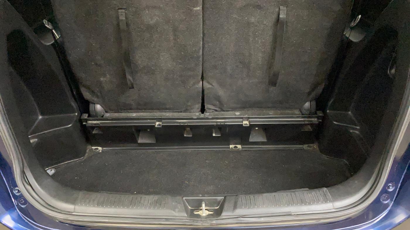 2019 Maruti XL6 ALPHA MT, Petrol, Manual, 29,154 km, Boot Inside