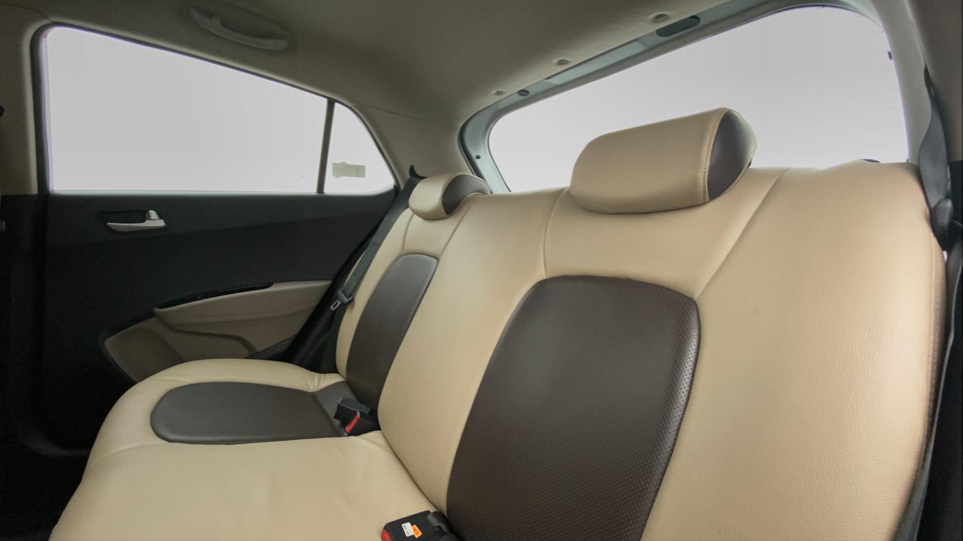 2013 Hyundai Grand i10 ASTA 1.2 VTVT, Petrol, Manual, 30,018 km, Right Side Rear Door Cabin