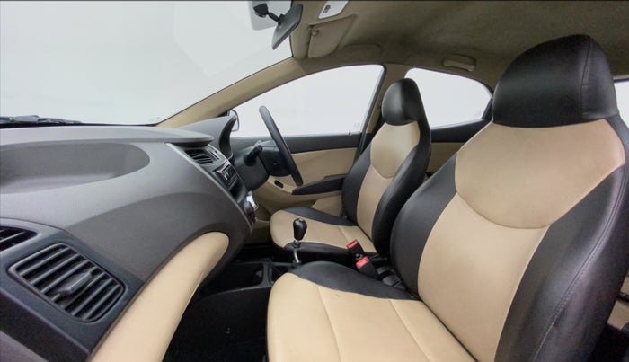2014 Hyundai Eon ERA +, Petrol, Manual, 29,436 km, Right Side Front Door Cabin