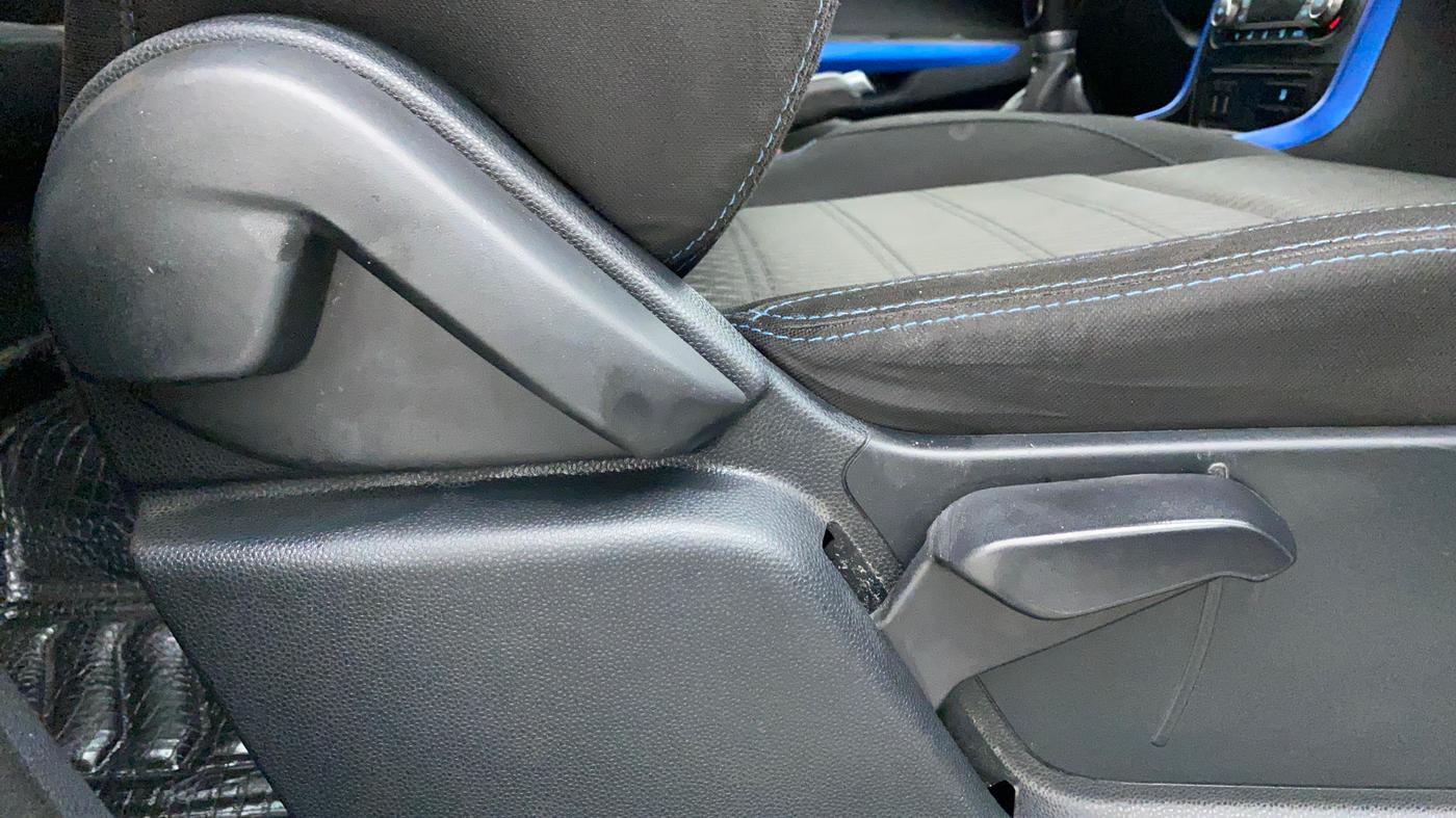 2018 Ford Ecosport 1.5 TITANIUM SIGNATURE (SUNROOF) TDCI, Diesel, Manual, 73,495 km, Driver Side Adjustment Panel