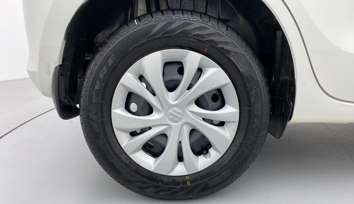 2021 Maruti Swift VXI D, Petrol, Manual, 8,576 km, Right Rear Wheel