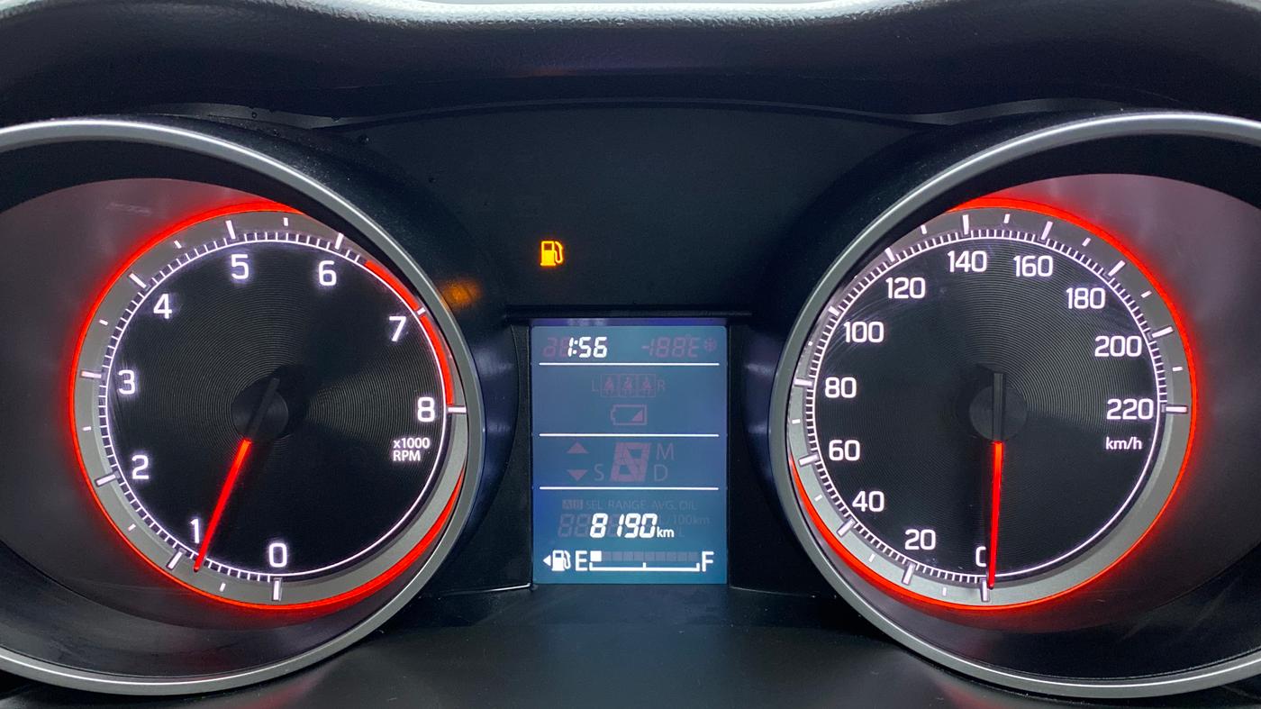2021 Maruti Swift VXI D, Petrol, Manual, 8,576 km, Odometer Image