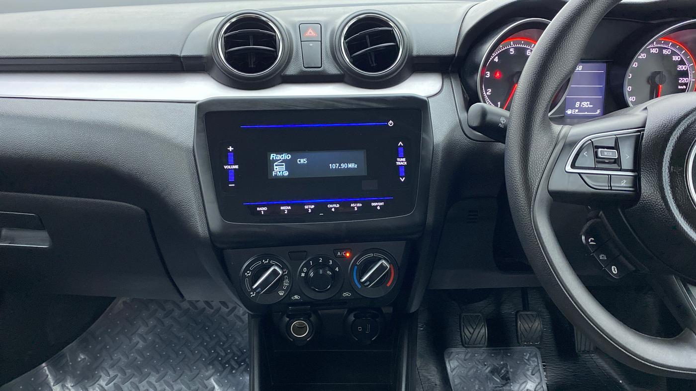 2021 Maruti Swift VXI D, Petrol, Manual, 8,576 km, Air Conditioner