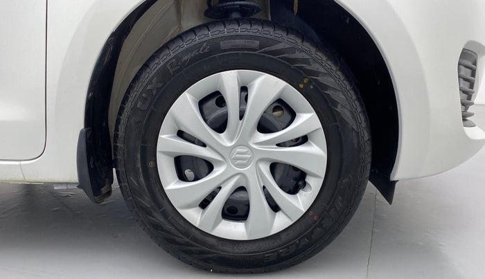 2021 Maruti Swift VXI D, Petrol, Manual, 8,576 km, Right Front Wheel