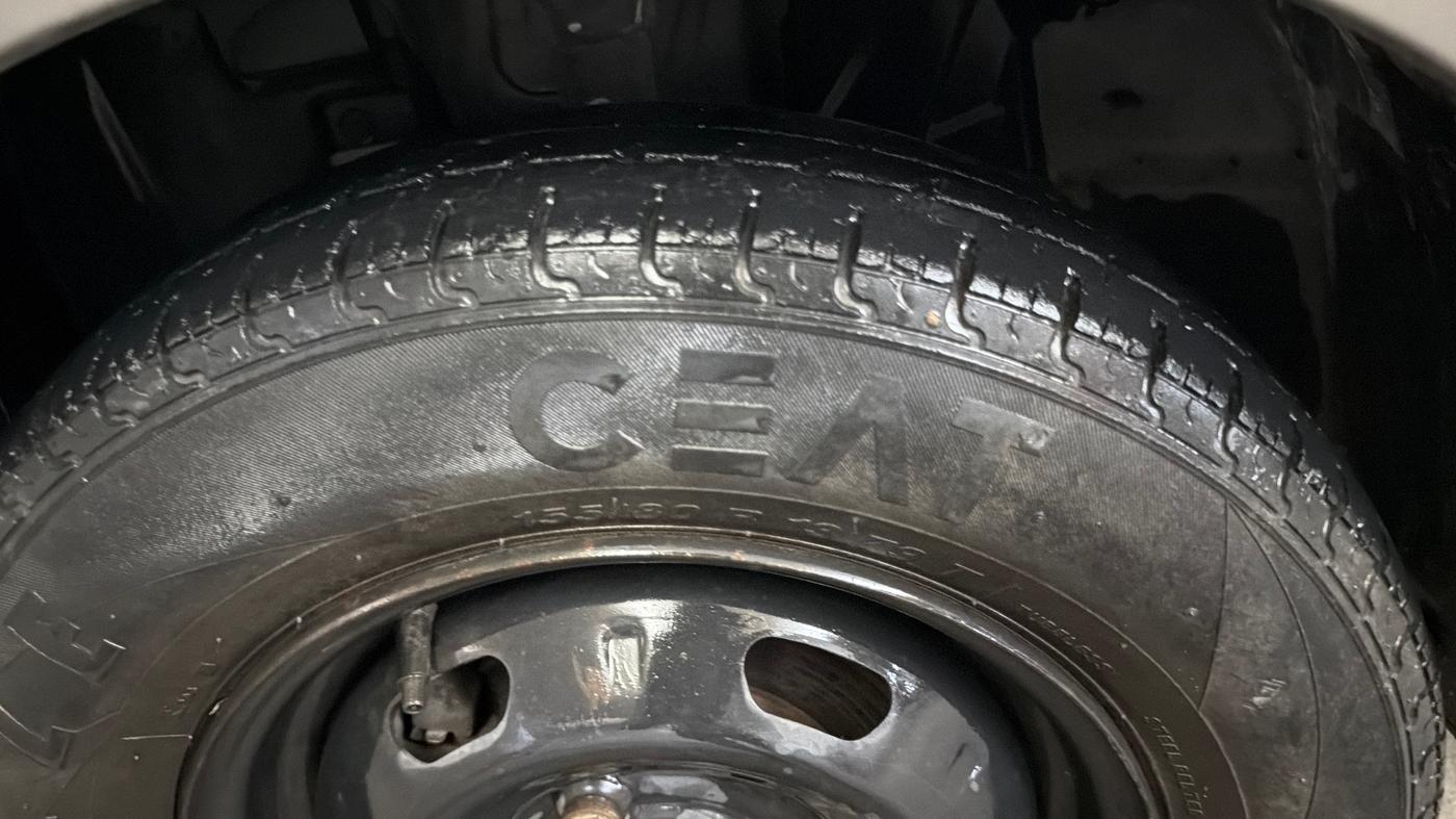 2016 Datsun Redi Go S, Petrol, Manual, 28,865 km, Left Front Tyre Tread