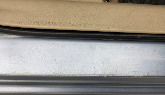 2012 Maruti Ertiga VXI, Petrol, Manual, 49,317 km, Right running board - Minor scratches