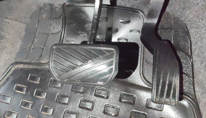 2017 Maruti Celerio ZXI AMT (O), Petrol, Automatic, 23,932 km, Pedals