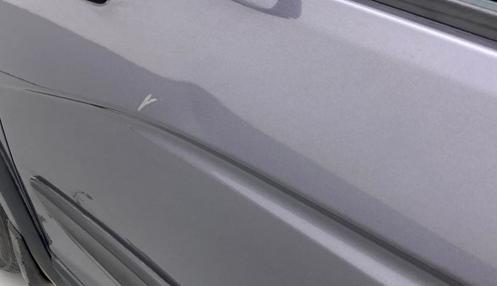 2017 Honda WR-V 1.2 i-VTEC S MT, Petrol, Manual, 70,585 km, Front passenger door - Slightly dented