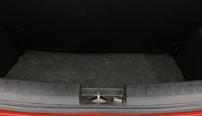 2013 Maruti Swift VDI, Diesel, Manual, 59,832 km, Boot Inside