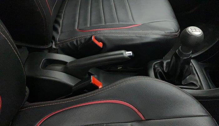2013 Maruti Swift VDI, Diesel, Manual, 59,832 km, Gear Lever