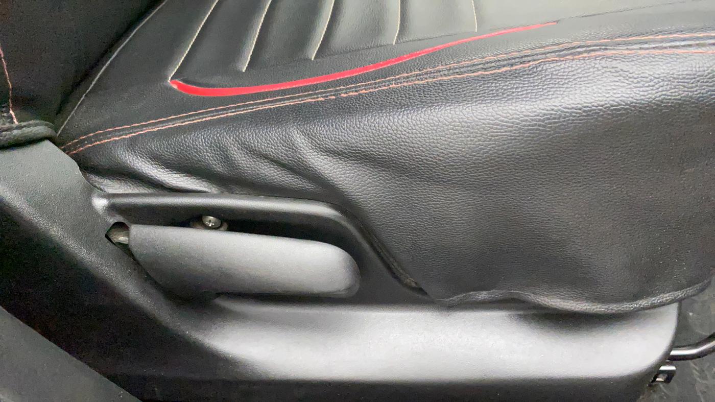2013 Maruti Swift VDI, Diesel, Manual, 59,832 km, Driver Side Adjustment Panel