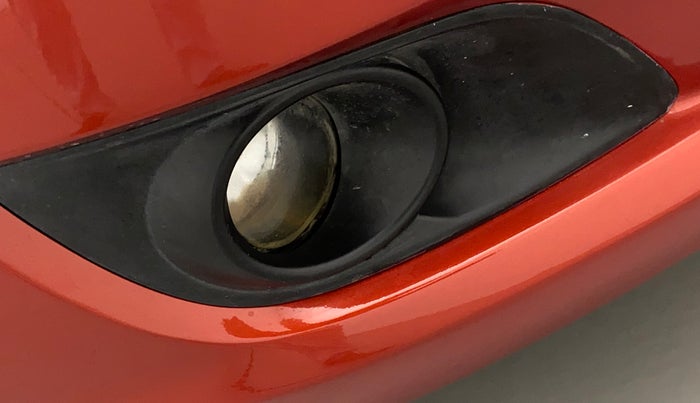 2013 Maruti Swift VDI, Diesel, Manual, 59,832 km, Right fog light - Not working