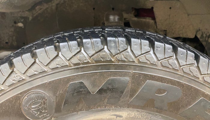 2018 Mahindra Bolero POWER PLUS SLE, Diesel, Manual, 1,08,036 km, Left Front Tyre Tread