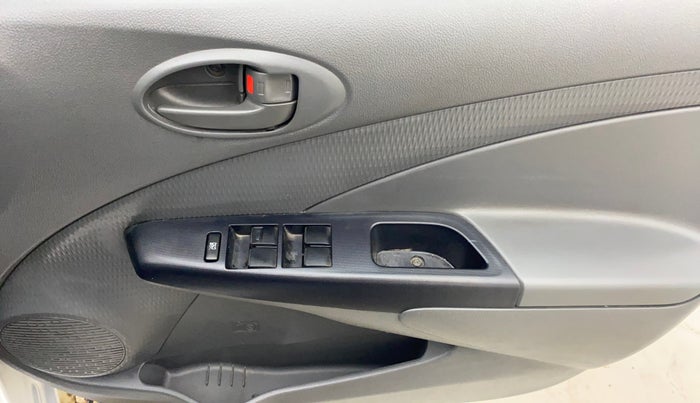 2013 Toyota Etios Liva GD, Diesel, Manual, 73,545 km, Driver Side Door Panels Control