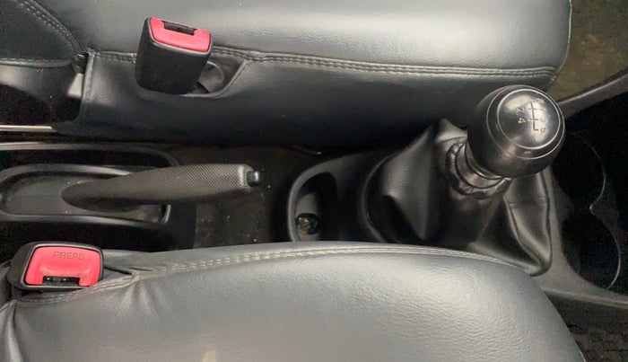 2013 Toyota Etios Liva GD, Diesel, Manual, 73,545 km, Gear Lever