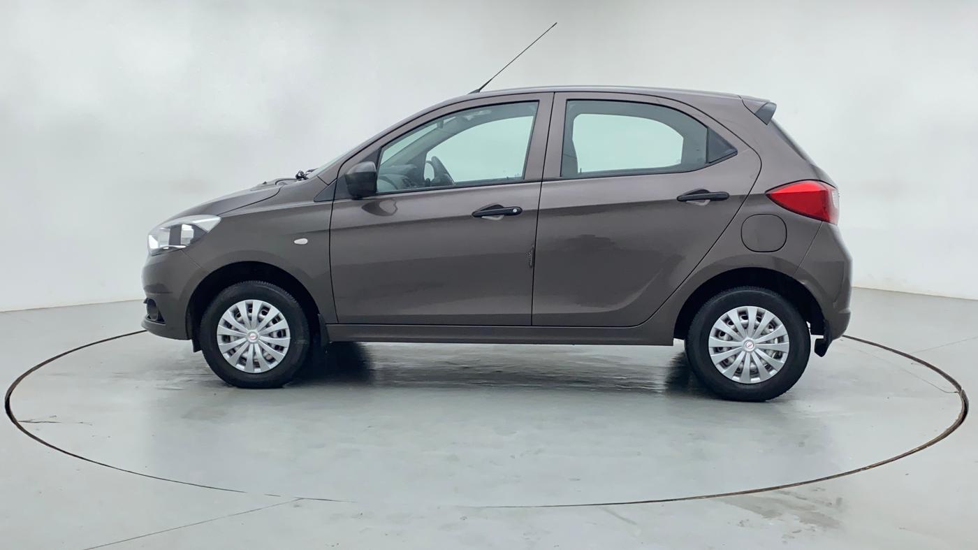 2018 Tata Tiago XE 1.2 REVOTRON, Petrol, Manual, 16,619 km, Left Side View