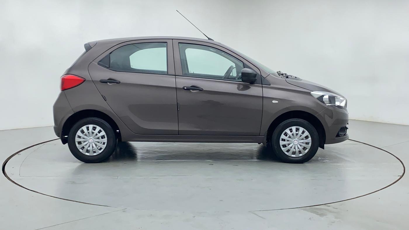 2018 Tata Tiago XE 1.2 REVOTRON, Petrol, Manual, 16,619 km, Right Side View