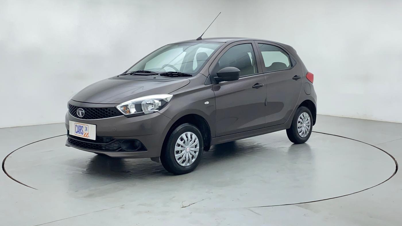 2018 Tata Tiago XE 1.2 REVOTRON, Petrol, Manual, 16,619 km, Left Front Diagonal (45- Degree) View