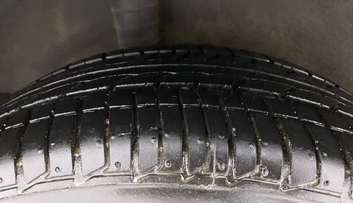 2018 Nissan Micra XV CVT, Petrol, Automatic, 32,674 km, Right Rear Tyre Tread