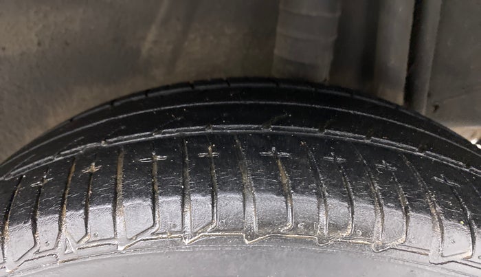 2018 Nissan Micra XV CVT, Petrol, Automatic, 32,674 km, Left Rear Tyre Tread