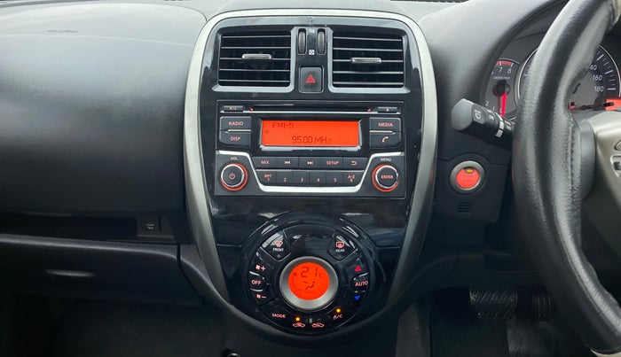 2018 Nissan Micra XV CVT, Petrol, Automatic, 32,674 km, Air Conditioner