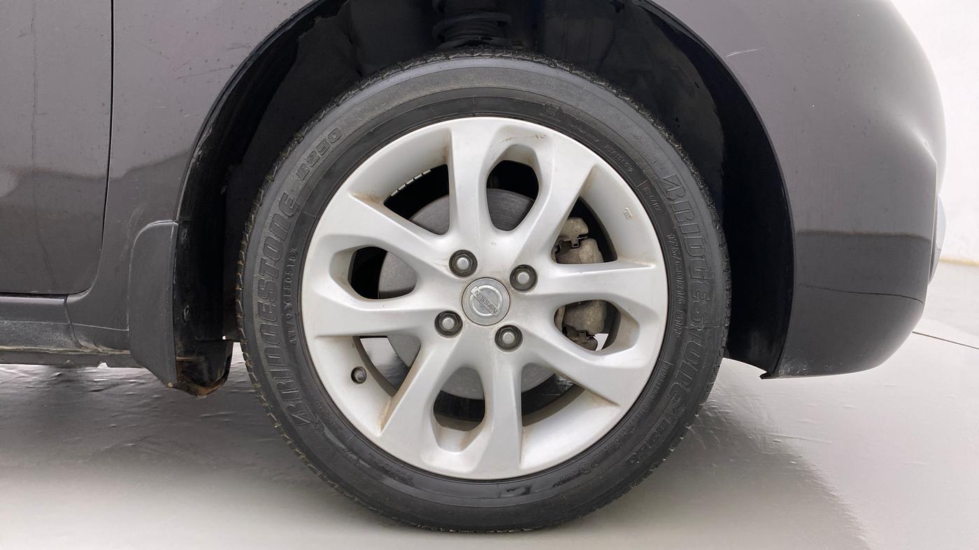 2018 Nissan Micra XV CVT, Petrol, Automatic, 32,674 km, Right Front Wheel