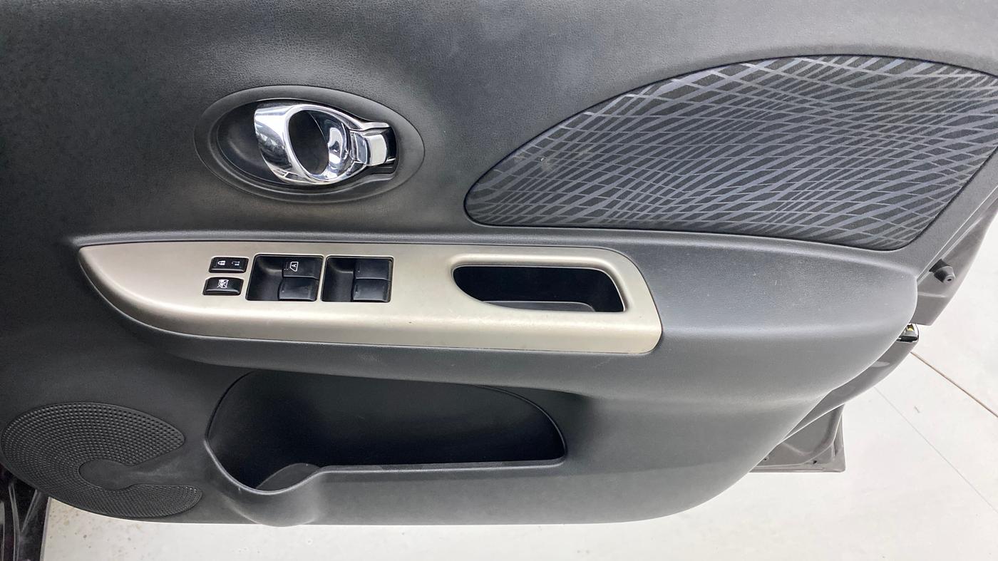2018 Nissan Micra XV CVT, Petrol, Automatic, 32,674 km, Driver Side Door Panels Control