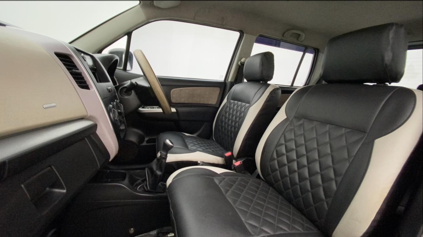 2013 Maruti Wagon R 1.0 VXI, Petrol, Manual, 58,112 km, Right Side Front Door Cabin