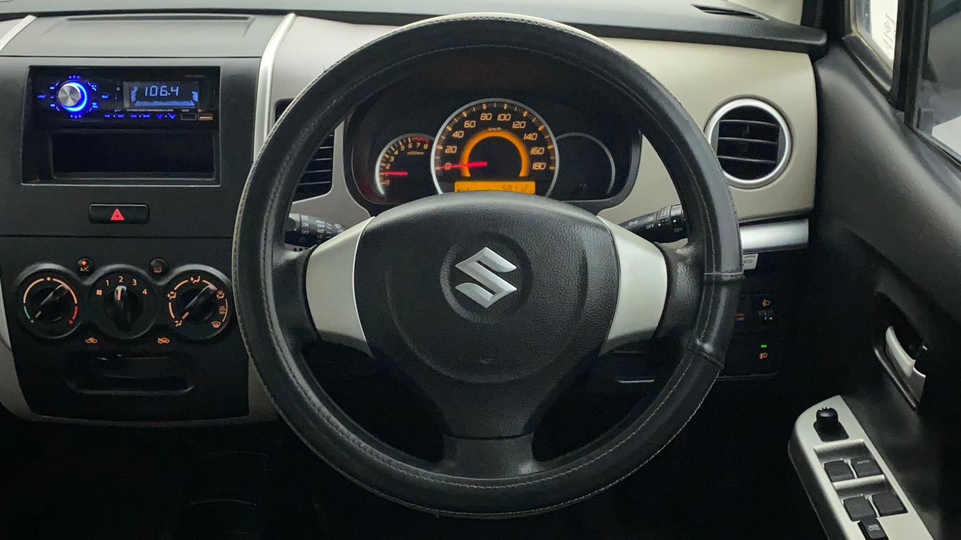 2013 Maruti Wagon R 1.0 VXI, Petrol, Manual, 58,112 km, Steering Wheel Close Up
