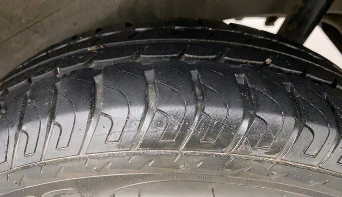 2013 Maruti Wagon R 1.0 VXI, Petrol, Manual, 58,112 km, Left Rear Tyre Tread
