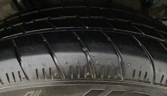 2021 Maruti Celerio VXI CNG, CNG, Manual, 61,791 km, Left Front Tyre Tread