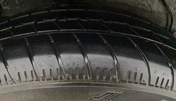 2021 Maruti Celerio VXI CNG, CNG, Manual, 61,791 km, Right Front Tyre Tread