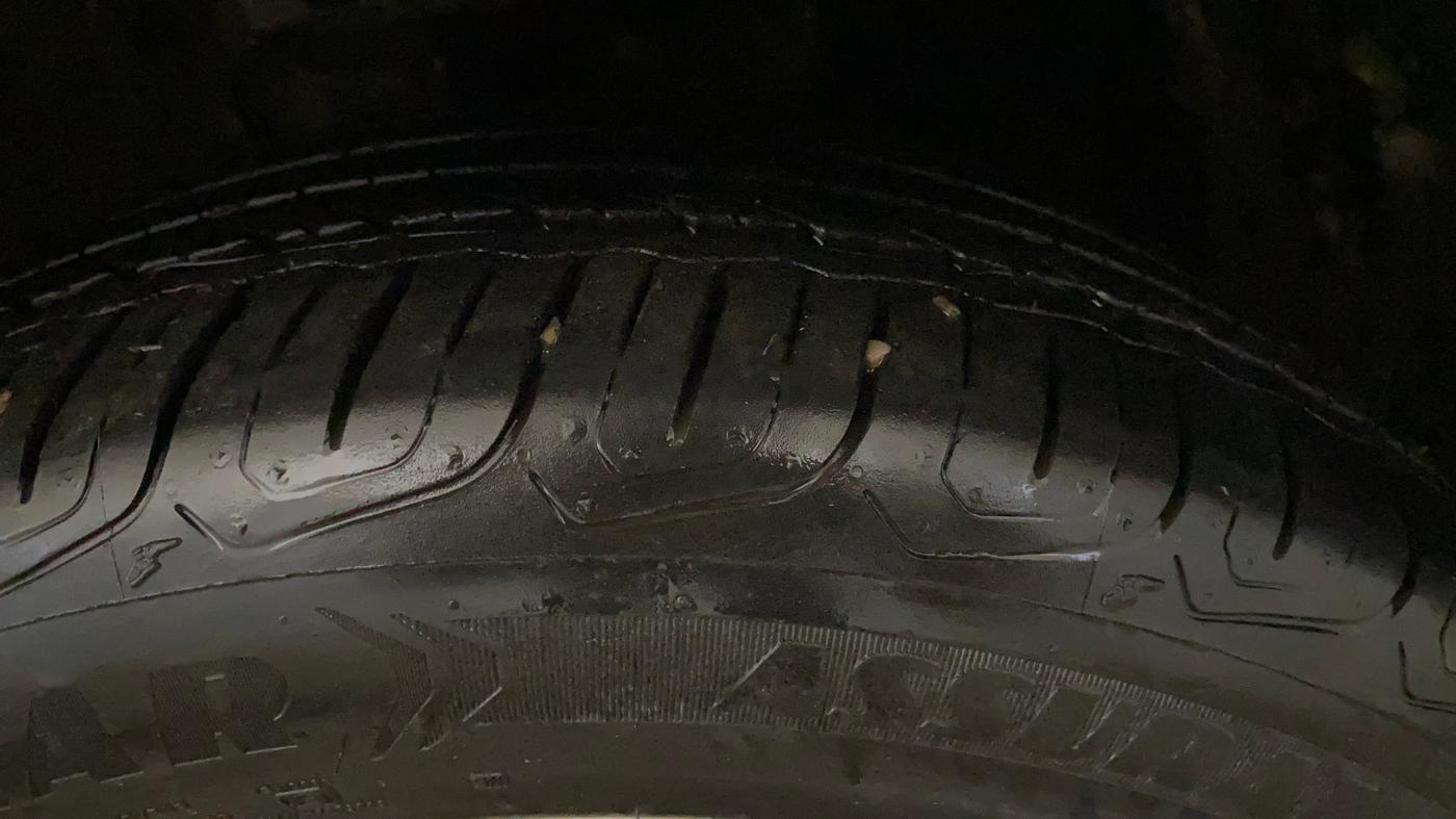 2022 MG ASTOR SUPER EX 1.5 MT, Petrol, Manual, 19,666 km, Right Front Tyre Tread