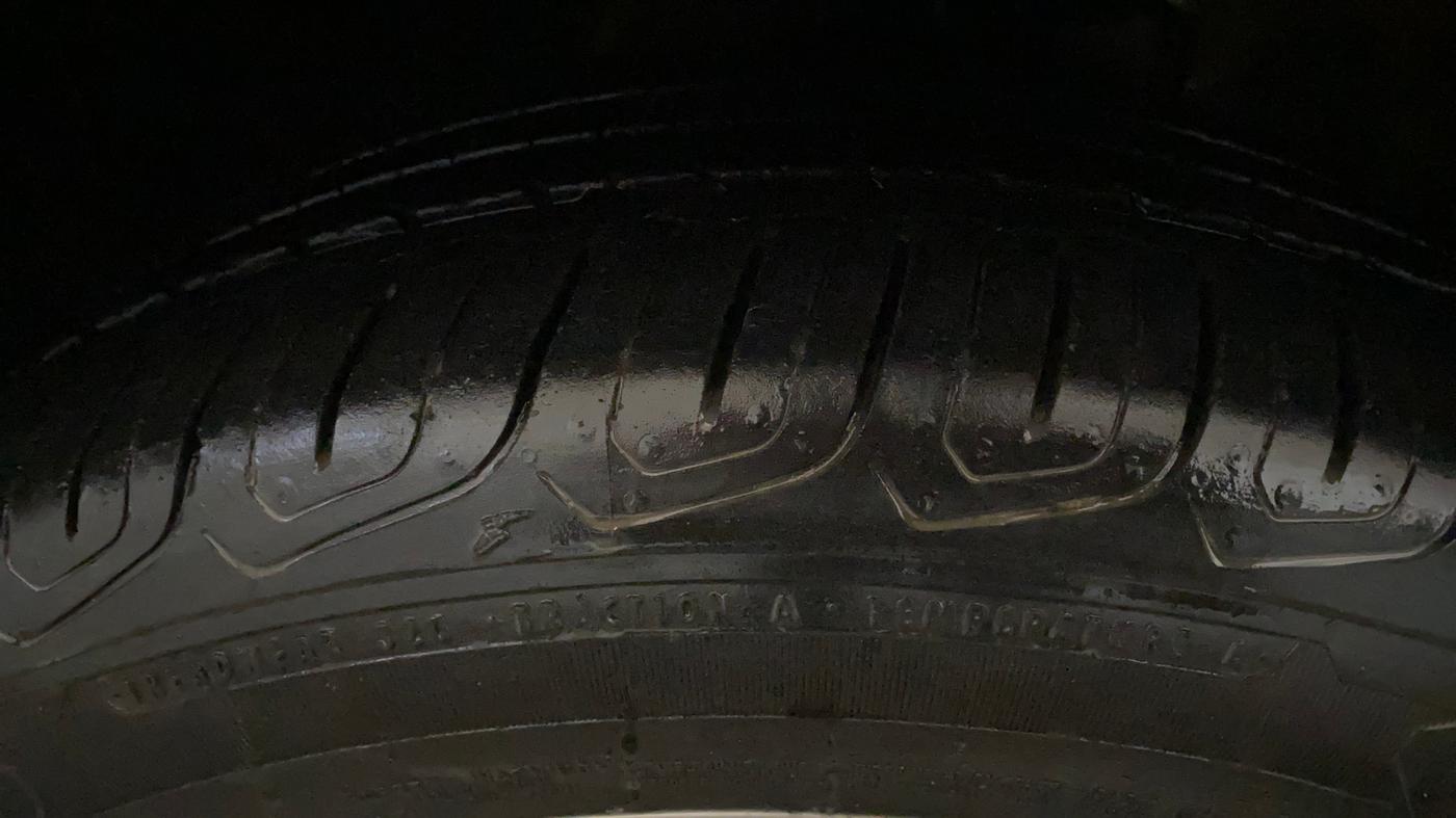 2022 MG ASTOR SUPER EX 1.5 MT, Petrol, Manual, 19,666 km, Left Front Tyre Tread
