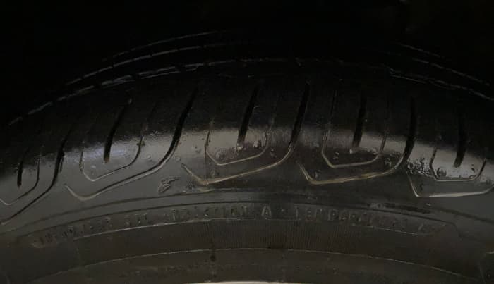 2022 MG ASTOR SUPER EX 1.5 MT, Petrol, Manual, 19,666 km, Left Front Tyre Tread