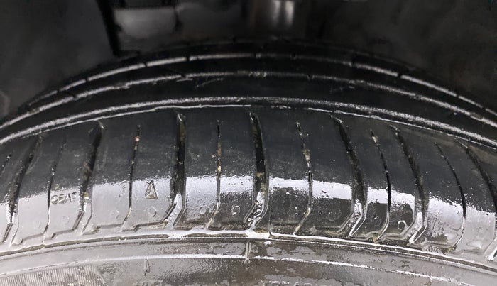 2020 Hyundai VENUE SX 1.0 (O) TURBO, Petrol, Manual, 12,097 km, Left Front Tyre Tread