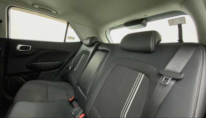 2020 Hyundai VENUE SX 1.0 (O) TURBO, Petrol, Manual, 12,097 km, Right Side Rear Door Cabin