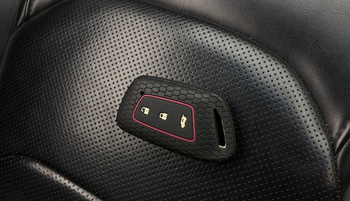 2021 MG HECTOR SHARP 1.5 DCT PETROL, Petrol, Automatic, 67,237 km, Key Close Up