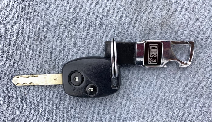 2017 Honda Amaze 1.2 SMT I VTEC, Petrol, Manual, 11,836 km, Key Close Up