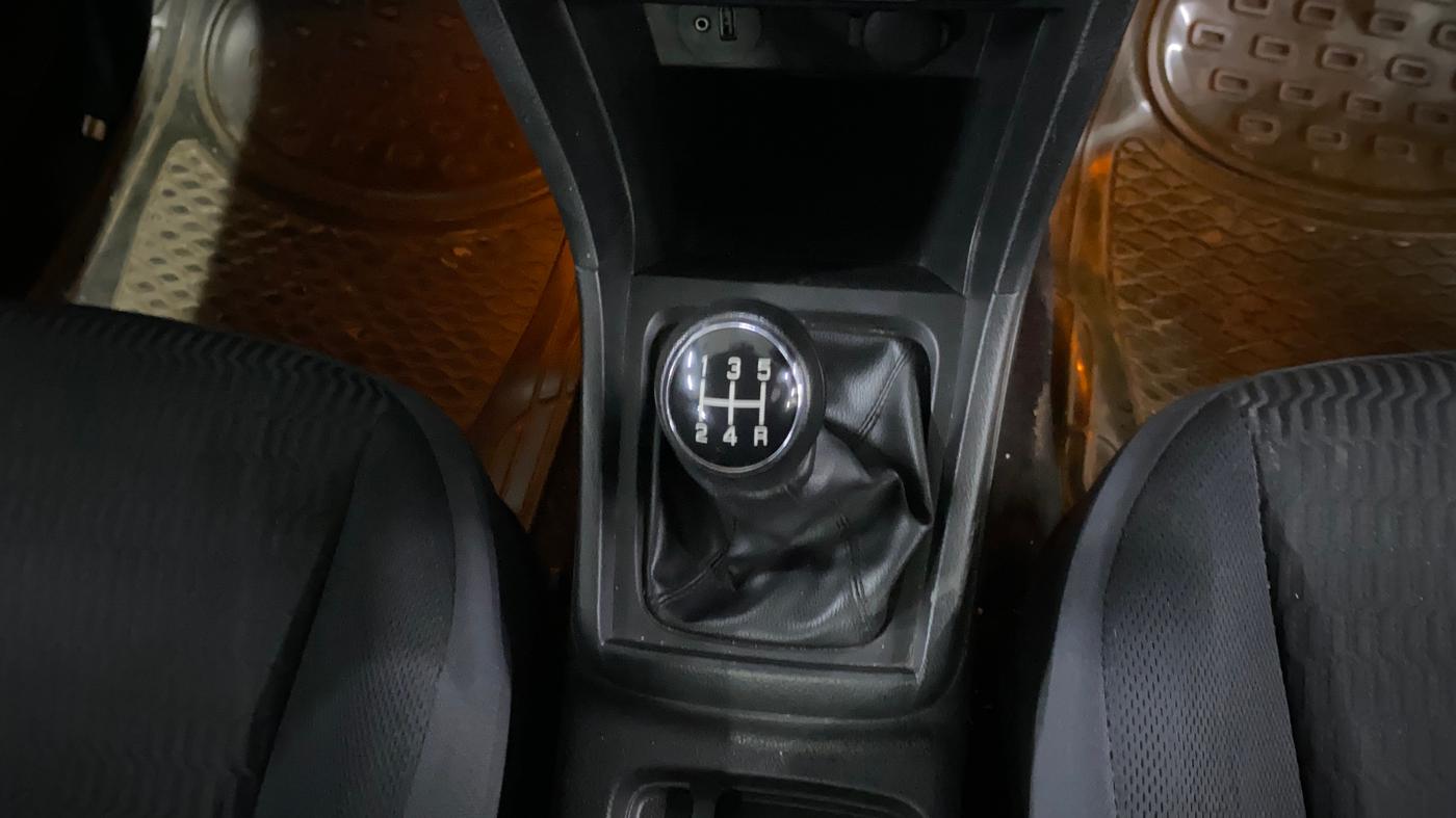 2020 Maruti Vitara Brezza VXI, Petrol, Manual, 50,464 km, Gear Lever