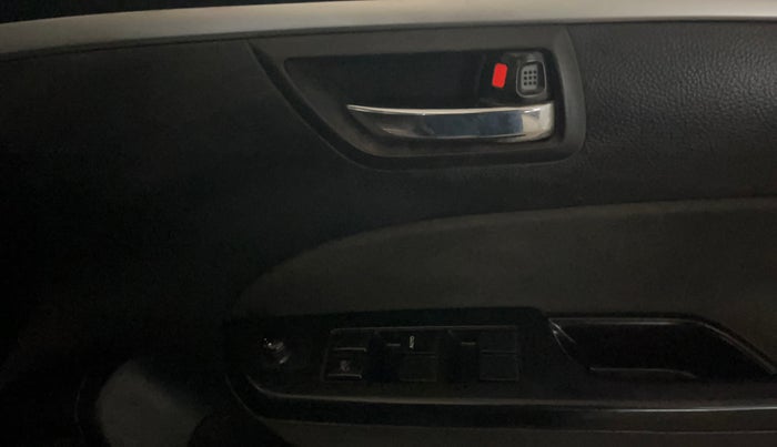 2013 Maruti Swift VXI, Petrol, Manual, 56,304 km, Driver Side Door Panels Control