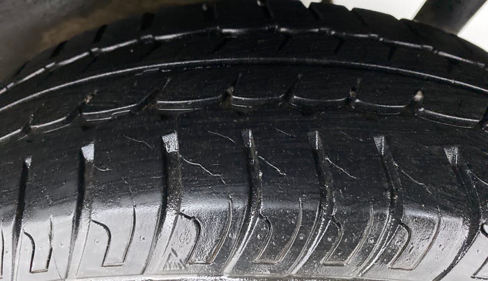2017 Maruti Wagon R 1.0 VXI OPT, Petrol, Manual, 21,177 km, Left Rear Tyre Tread