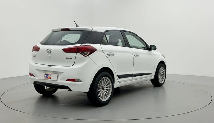 2015 Hyundai Elite i20 SPORTZ (O) 1.4, Diesel, Manual, 66,266 km, Right Back Diagonal