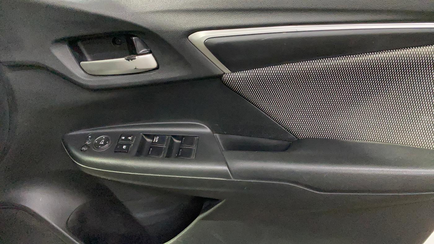 2017 Honda WR-V 1.2L I-VTEC VX MT, Petrol, Manual, 34,712 km, Driver Side Door Panels Control