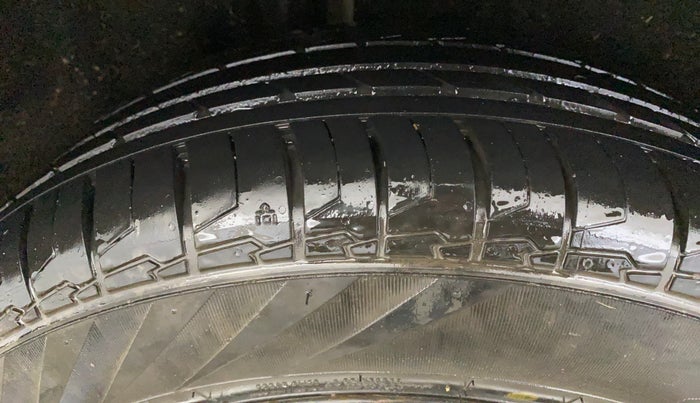 2015 Ford Ecosport TREND+ 1.0L ECOBOOST, Petrol, Manual, 83,915 km, Right Rear Tyre Tread