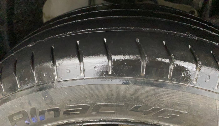 2015 Ford Ecosport TREND+ 1.0L ECOBOOST, Petrol, Manual, 83,915 km, Right Front Tyre Tread