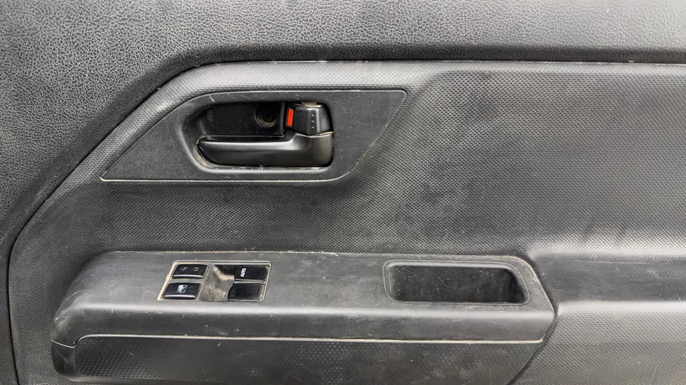 2019 Maruti New Wagon-R LXI CNG 1.0, CNG, Manual, 65,586 km, Driver Side Door Panels Control