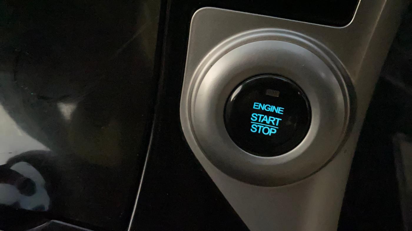 2019 Mahindra XUV500 W9, Diesel, Manual, 56,437 km, Keyless Start/ Stop Button