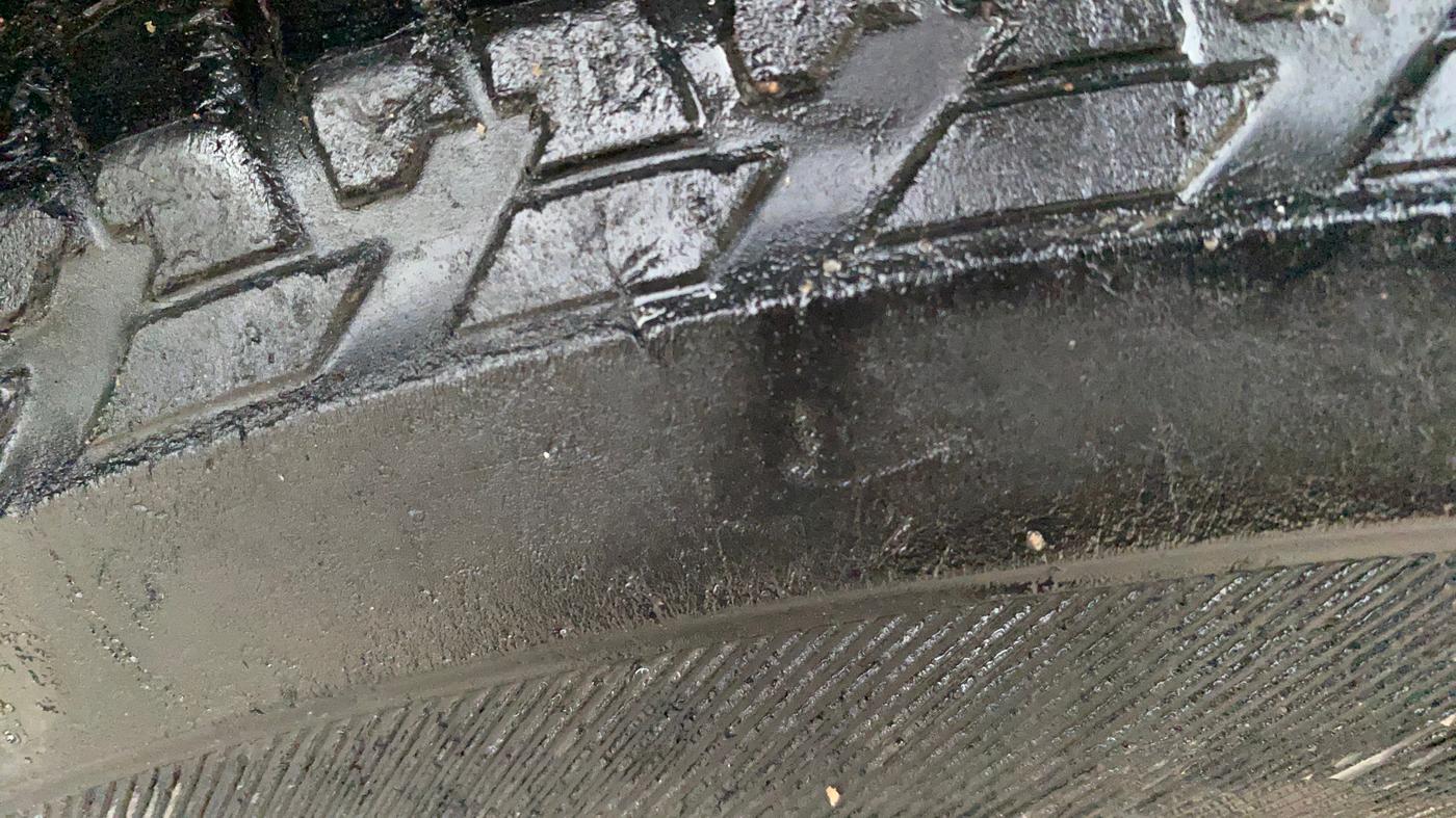 2019 Mahindra XUV500 W9, Diesel, Manual, 56,437 km, Right Front Tyre Tread