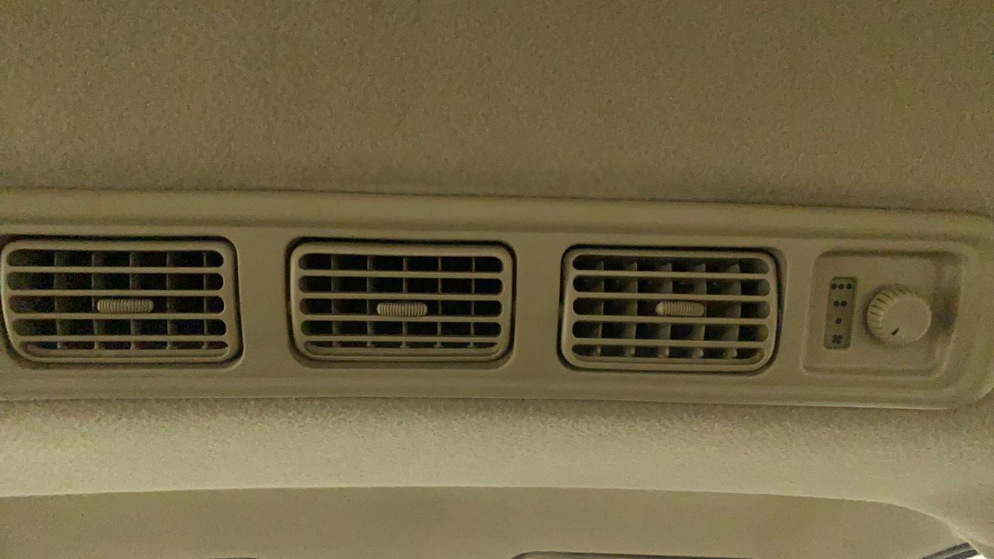 2013 Maruti Ertiga ZXI, Petrol, Manual, 40,809 km, Rear AC Vents